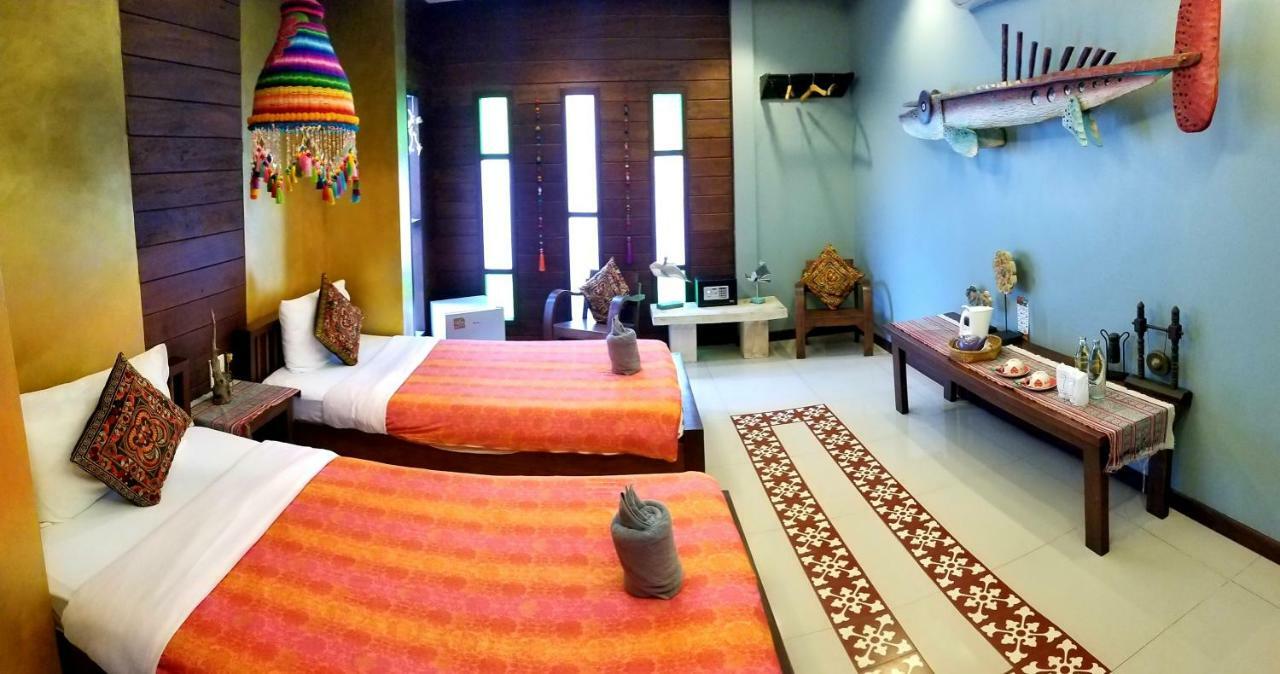 Soi One Boutique Bedrooms Pai Bagian luar foto